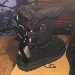UGG Shoes - Girls Ugg boots size 1 black with bows UGG Shoes - Girls Ugg boots size 1 black with bows